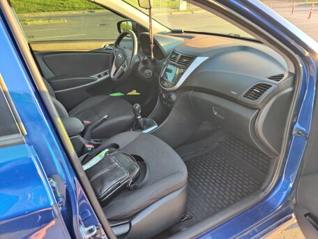 2012 Hyundai Solaris I, синий, 520000 рублей, вид 5