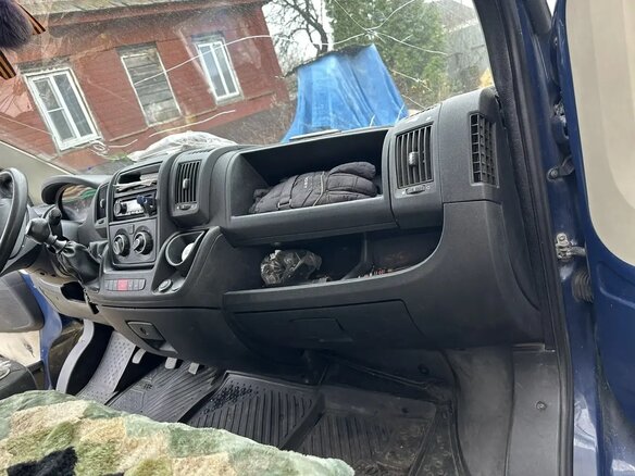 2013 Peugeot Expert, синий, 1300000 рублей - вид 2