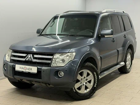Mitsubishi Pajero IV