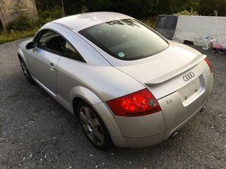 2000 Audi TT I (8N), серебристый, 430000 рублей, вид 5