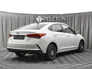 2022 Hyundai Solaris II Рестайлинг, белый, 1640000 рублей, вид 5