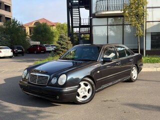 1996 Mercedes-Benz E-Класс 420 II (W210, S210), синий, 850000 рублей, вид 1