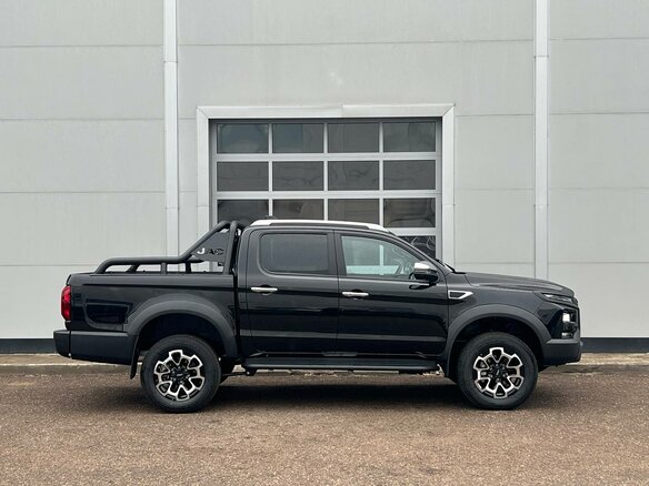 2026 JAC T9, чёрный, 3700000 рублей - вид 2