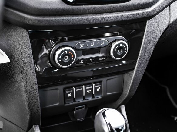 2019 Lada (ВАЗ) XRAY Cross I, золотистый, 1110000 рублей - вид 16