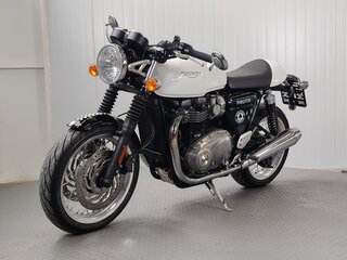 2016 Triumph Thruxton, белый, 939000 рублей, вид 4