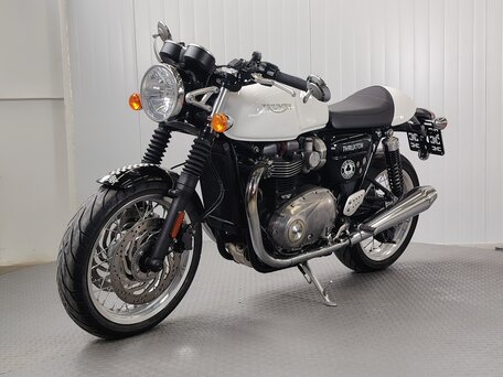 2016 Triumph Thruxton, белый, 939000 рублей, вид 4