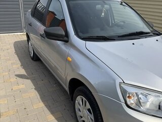 2015 Lada (ВАЗ) Granta I, серебристый, 400000 рублей, вид 1