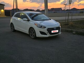 2016 Hyundai Elantra V (MD) Рестайлинг, белый, 1050000 рублей, вид 1