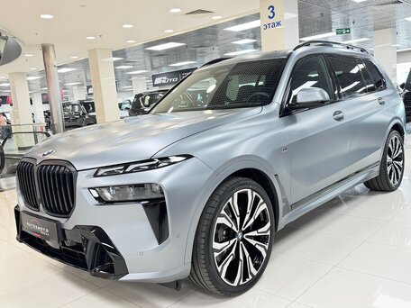 2026 BMW X7 40d I (G07) Рестайлинг, серый, 16999000 рублей, вид 3
