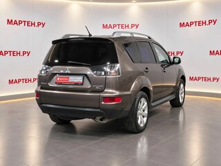 2010 Mitsubishi Outlander II Рестайлинг, коричневый, 947000 рублей, вид 5