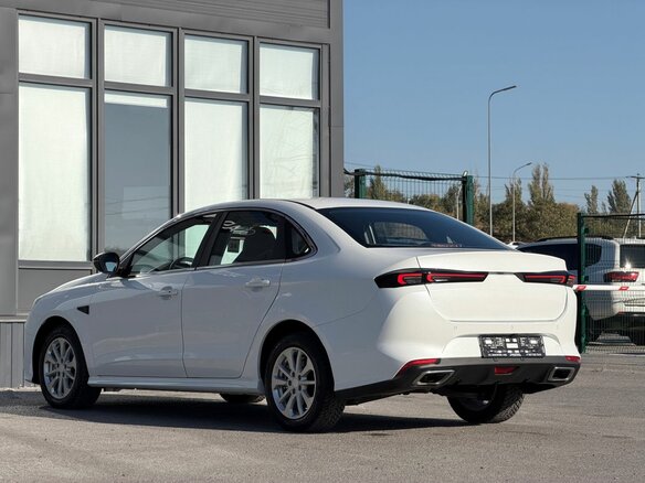 2024 Kaiyi E5, белый - вид 10
