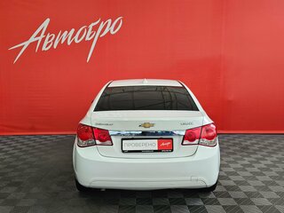2012 Chevrolet Cruze I, белый, 575000 рублей, вид 4