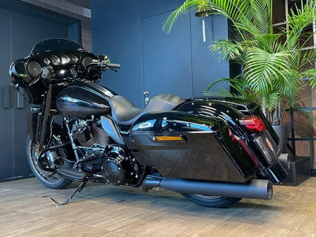 2023 Harley-Davidson Street Glide ST, чёрный, 2950000 рублей, вид 2
