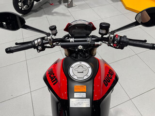2025 Ducati Monster 937, красный, 1200000 рублей, вид 5