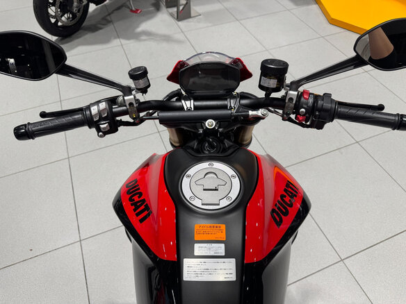 2025 Ducati Monster 937, красный, 1200000 рублей - вид 4