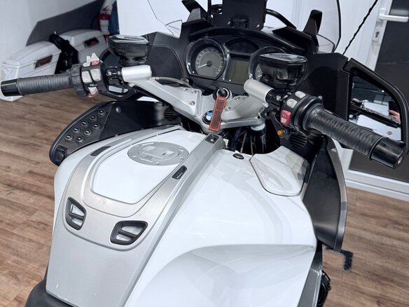 2011 BMW R 1200 RT, белый, 999000 рублей - вид 28