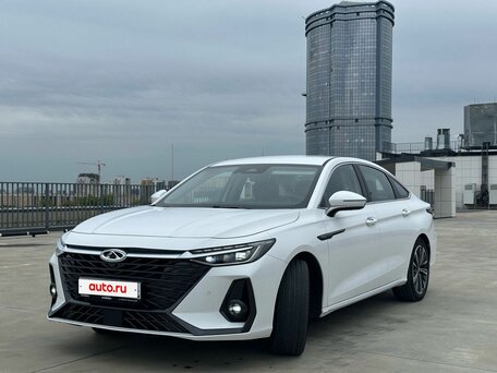 Chery Arrizo 8