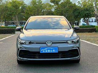 2022 Volkswagen Golf VIII, серый, 1744000 рублей, вид 2