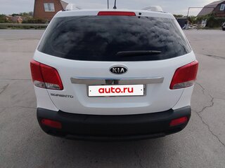 2011 Kia Sorento II, белый, 1400000 рублей, вид 2