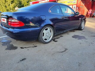 1997 Mercedes-Benz CLK-Класс 200 I (W208), синий, 475000 рублей, вид 4