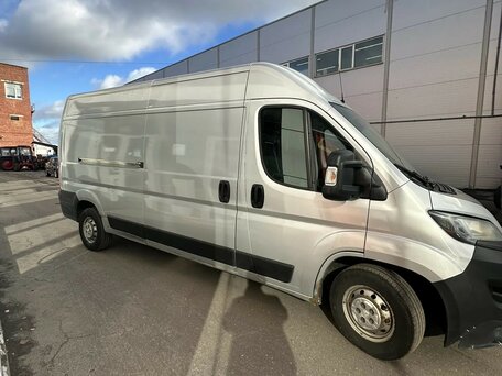 2020 Peugeot Boxer, серебристый, 1990000 рублей, вид 2