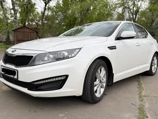 2013 Kia Optima III Рестайлинг, белый, 950000 рублей, вид 1