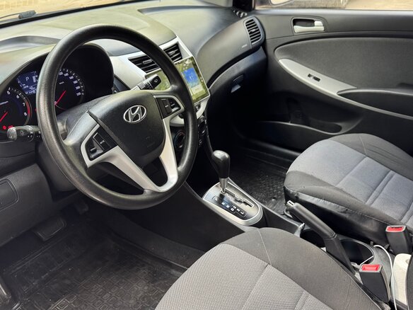 2012 Hyundai Solaris I, красный, 790000 рублей - вид 6