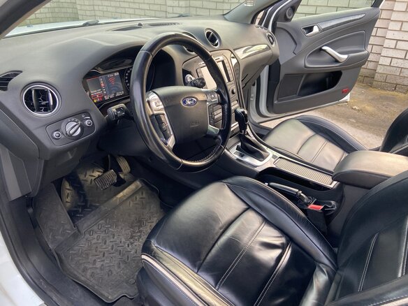 2012 Ford Mondeo IV Рестайлинг, белый, 1050000 рублей - вид 17