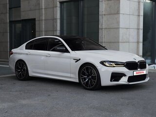 2018 BMW M5 Competition VI (F90), белый, 6500000 рублей, вид 2