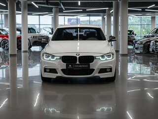 2016 BMW 3 серии 320i xDrive VI (F3x) Рестайлинг, белый, 2280000 рублей, вид 3