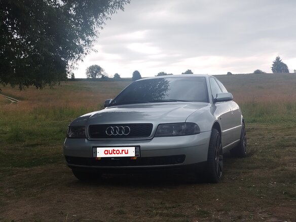 2000 Audi A4 I (B5) Рестайлинг, серебристый, 600000 рублей - вид 4