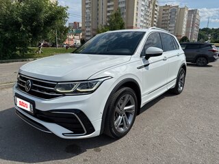 2020 Volkswagen Tiguan II Рестайлинг, белый, 2780000 рублей, вид 1