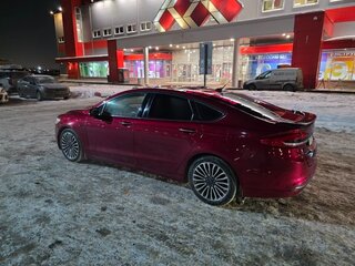 2017 Ford Fusion (North America) II Рестайлинг, красный, 1400000 рублей, вид 5