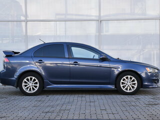 2010 Mitsubishi Lancer X, синий, 965000 рублей, вид 4