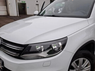 2015 Volkswagen Tiguan I Рестайлинг, белый, 1380000 рублей, вид 4