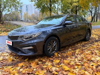 2019 Kia Optima IV Рестайлинг, серый, 2000000 рублей, вид 3