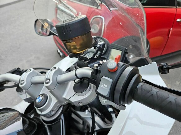 2011 BMW F 800 ST, серый, 500000 рублей - вид 8