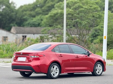 2022 Toyota Levin XII (E210), красный, 1700000 рублей, вид 5