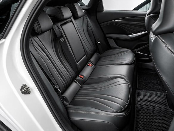 2024 Geely Preface I, белый - вид 12