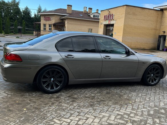 2005 BMW 7 серии 730i IV (E65/E66) Рестайлинг, серый, 1170000 рублей - вид 25