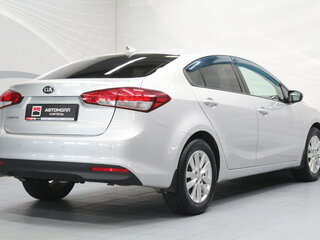 2017 Kia Cerato III Рестайлинг (Classic), серебристый, 1389000 рублей, вид 5