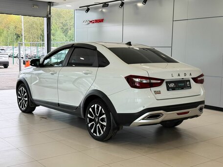 2023 Lada (ВАЗ) Vesta Cross I Рестайлинг (NG), белый, 1435000 рублей, вид 4