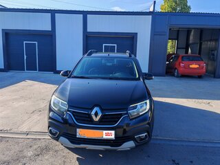 2018 Renault Sandero Stepway II Рестайлинг, чёрный, 950000 рублей, вид 3