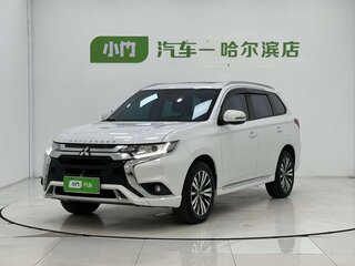 2023 Mitsubishi Outlander III Рестайлинг 3, белый, 2210000 рублей, вид 1
