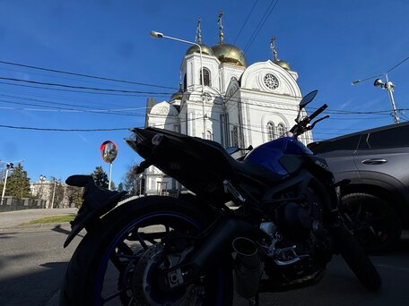 2018 Yamaha MT-09 (FZ-09), синий, 890000 рублей, вид 3