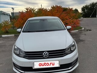 2016 Volkswagen Polo V Рестайлинг, белый, 870000 рублей, вид 3