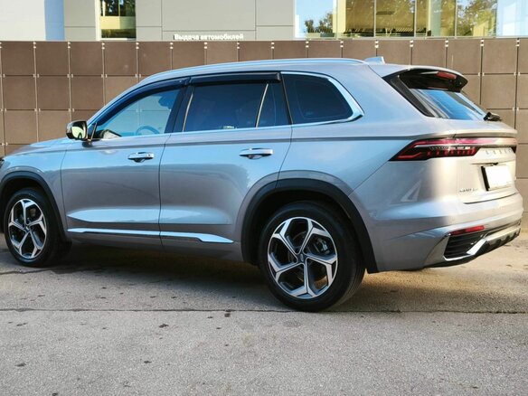 2022 Geely Monjaro I, серебристый, 3099000 рублей - вид 6