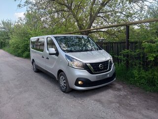 2018 Nissan NV300, серебристый, 2100000 рублей, вид 4