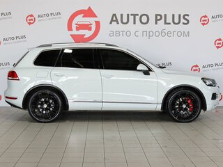 2013 Volkswagen Touareg II, белый, 1920000 рублей, вид 5