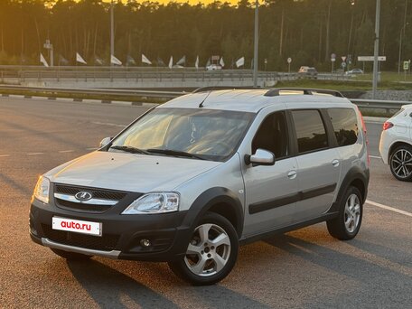 2017 Lada (ВАЗ) Largus Cross I, серебристый, 665000 рублей, вид 2